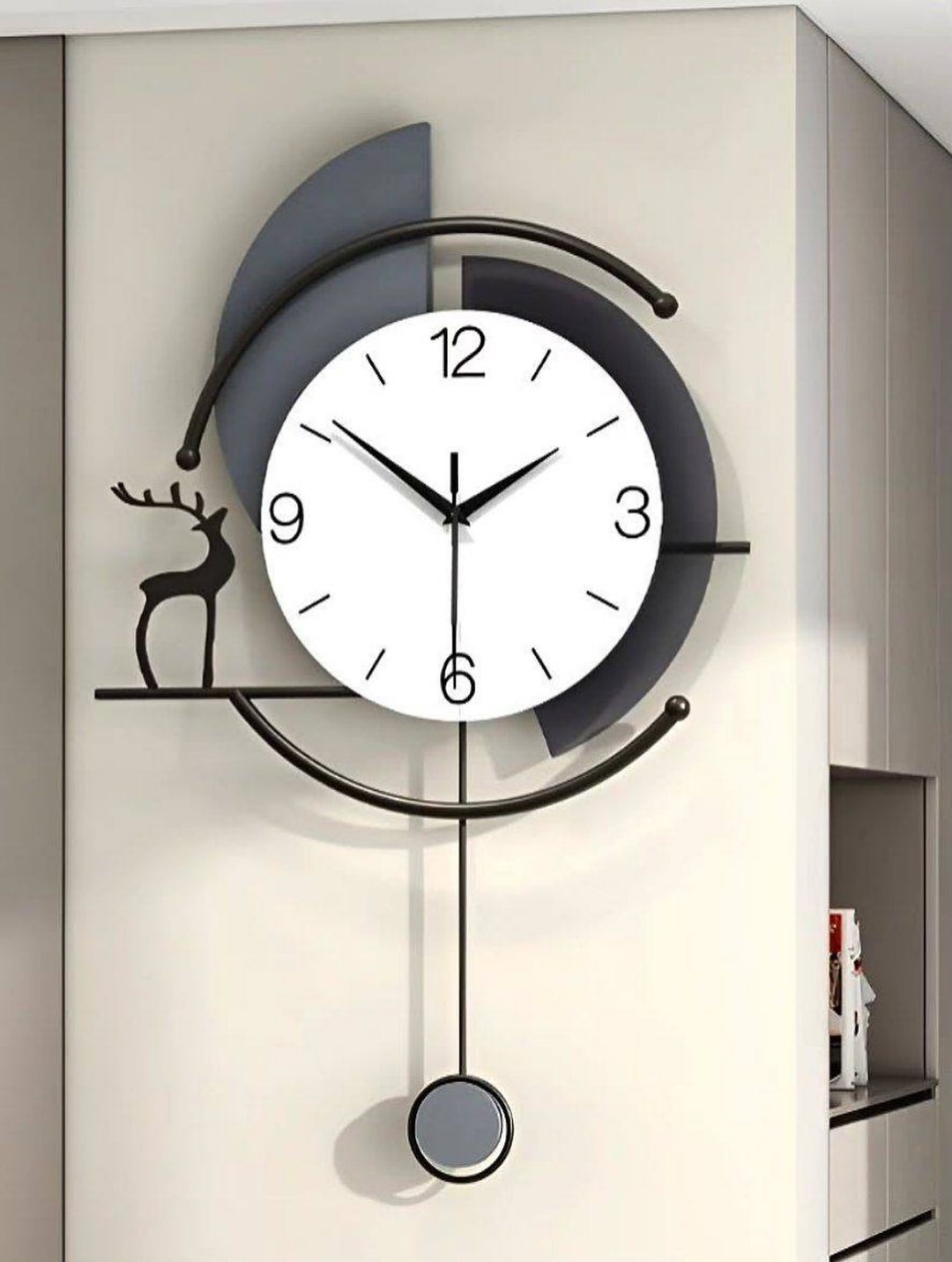 ساعت دیواری اویزدار طرح گوزن کد 227